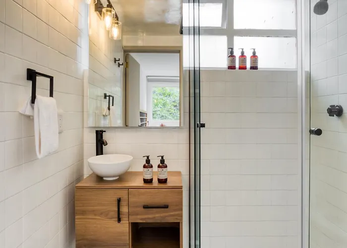 Comfy With Leafy Views By Tasman Aparthotel